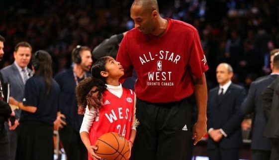Kobe Bryant with daughter