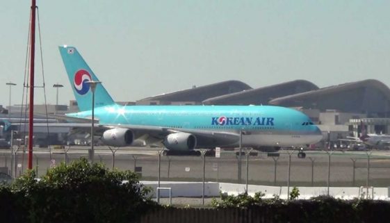 Korean Air plane at LAX