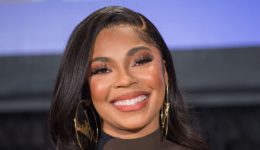 Ashanti singer